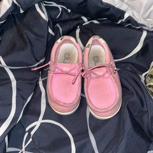 Used toddler hey dudes